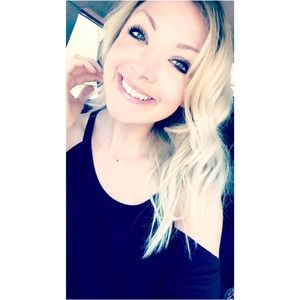 Meet your Posher, Christina